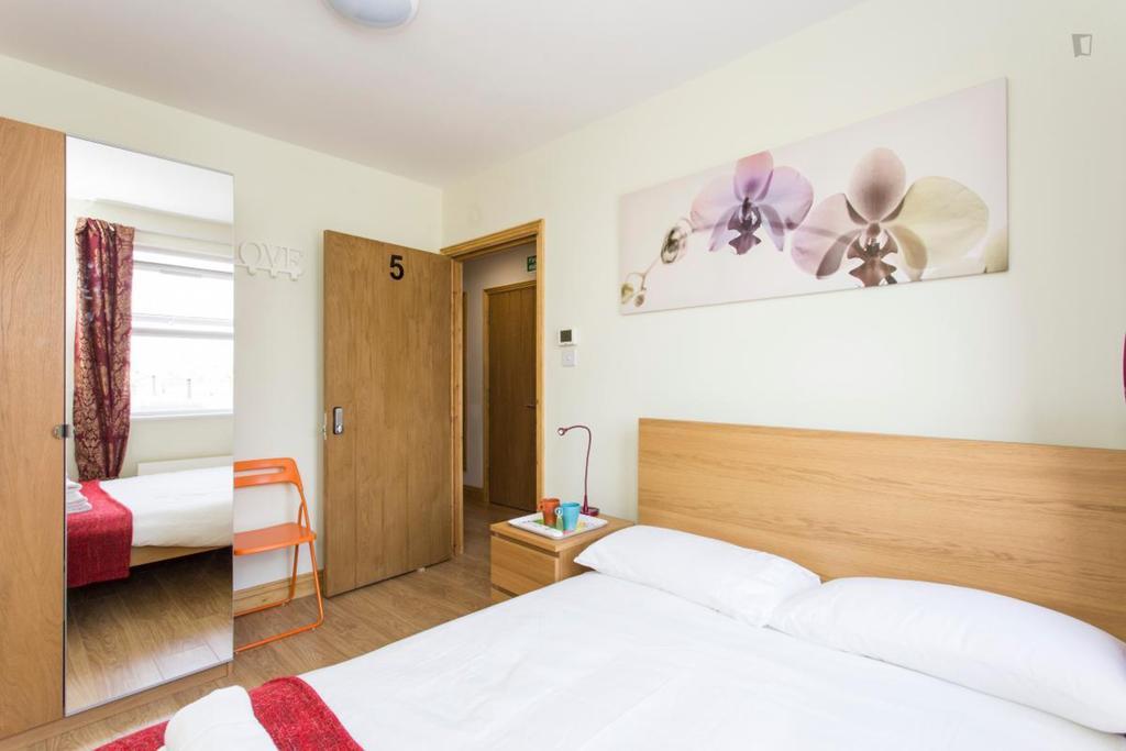 406 Harrow Hotel Лондон Стая снимка